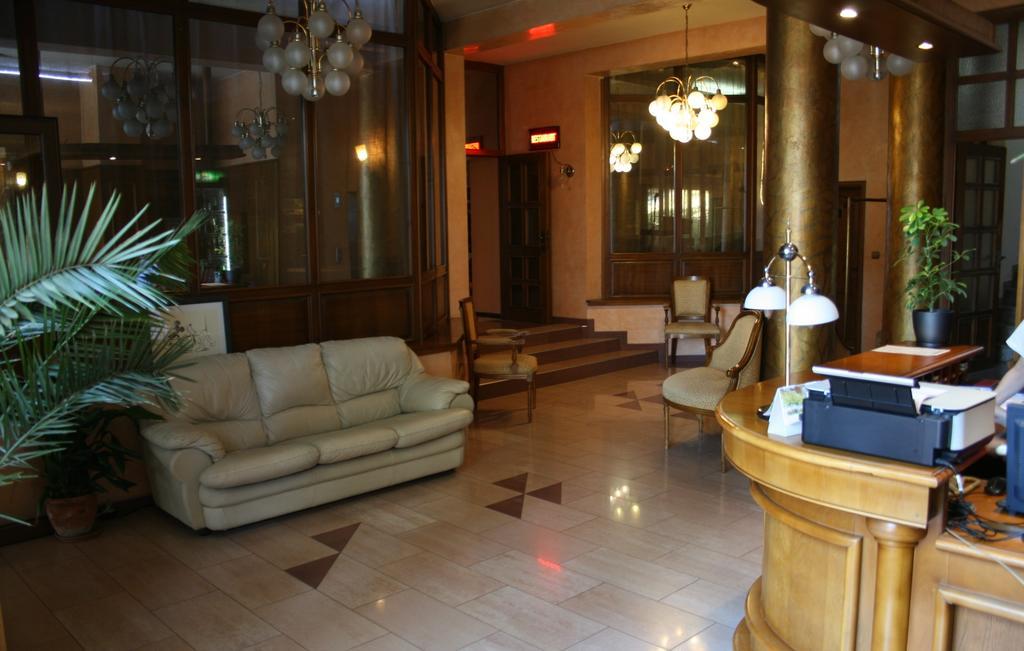Hotel Nicol Plowdiw Exterior foto