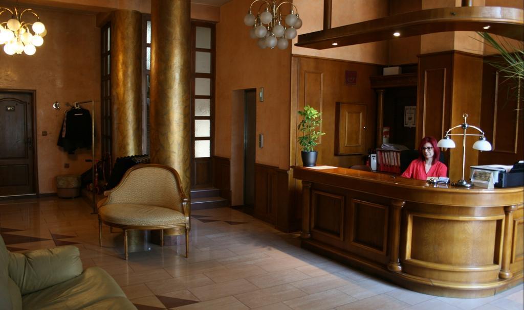 Hotel Nicol Plowdiw Exterior foto